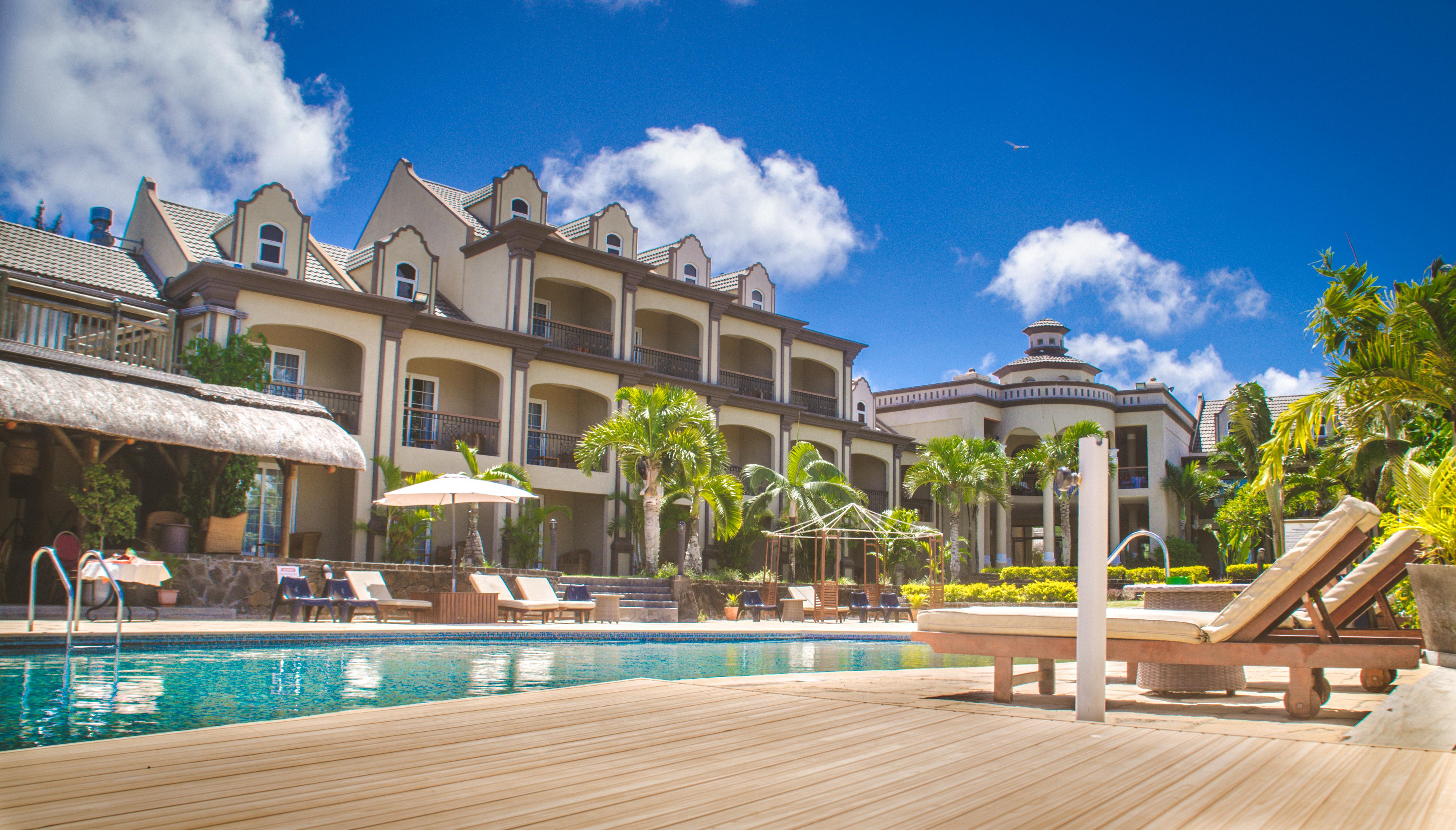 Sunset Reef Resort & Spa Pointe aux Piments Exterior photo