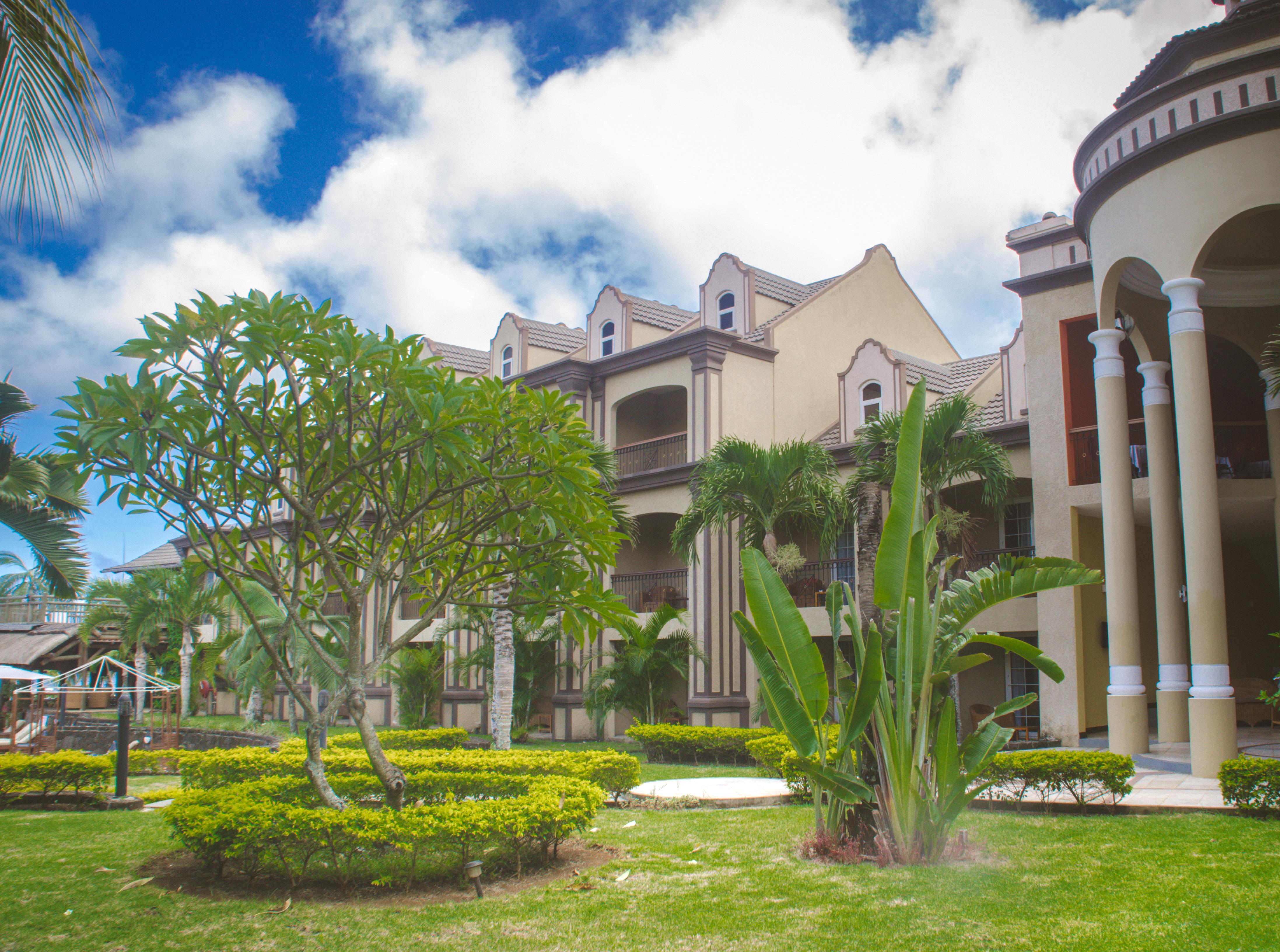 Sunset Reef Resort & Spa Pointe aux Piments Exterior photo